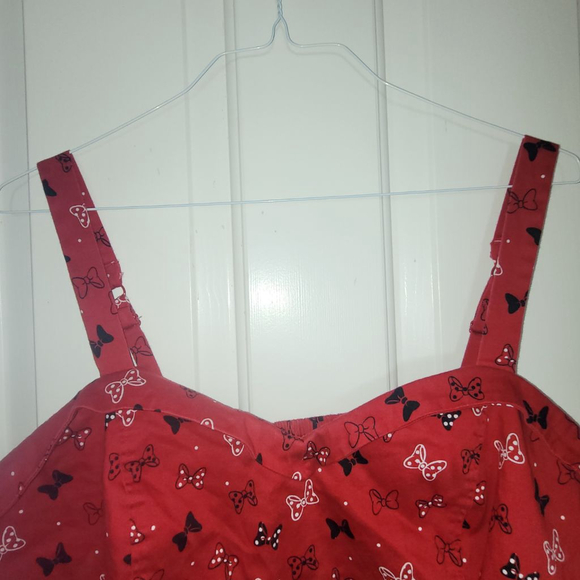 Women's Disney Red Minnie Bow Tank Top Plus Size 4X - Picture 3 of 9